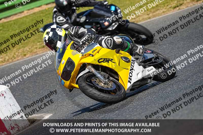 enduro digital images;event digital images;eventdigitalimages;mallory park;mallory park photographs;mallory park trackday;mallory park trackday photographs;no limits trackdays;peter wileman photography;racing digital images;trackday digital images;trackday photos